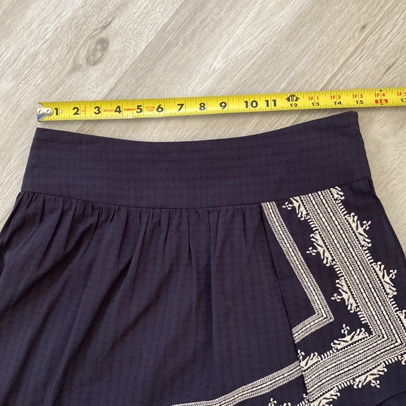 Anthropologie Golding Horses Dark Gray With Off White Embroidery Detail … - Picture 8 of 11